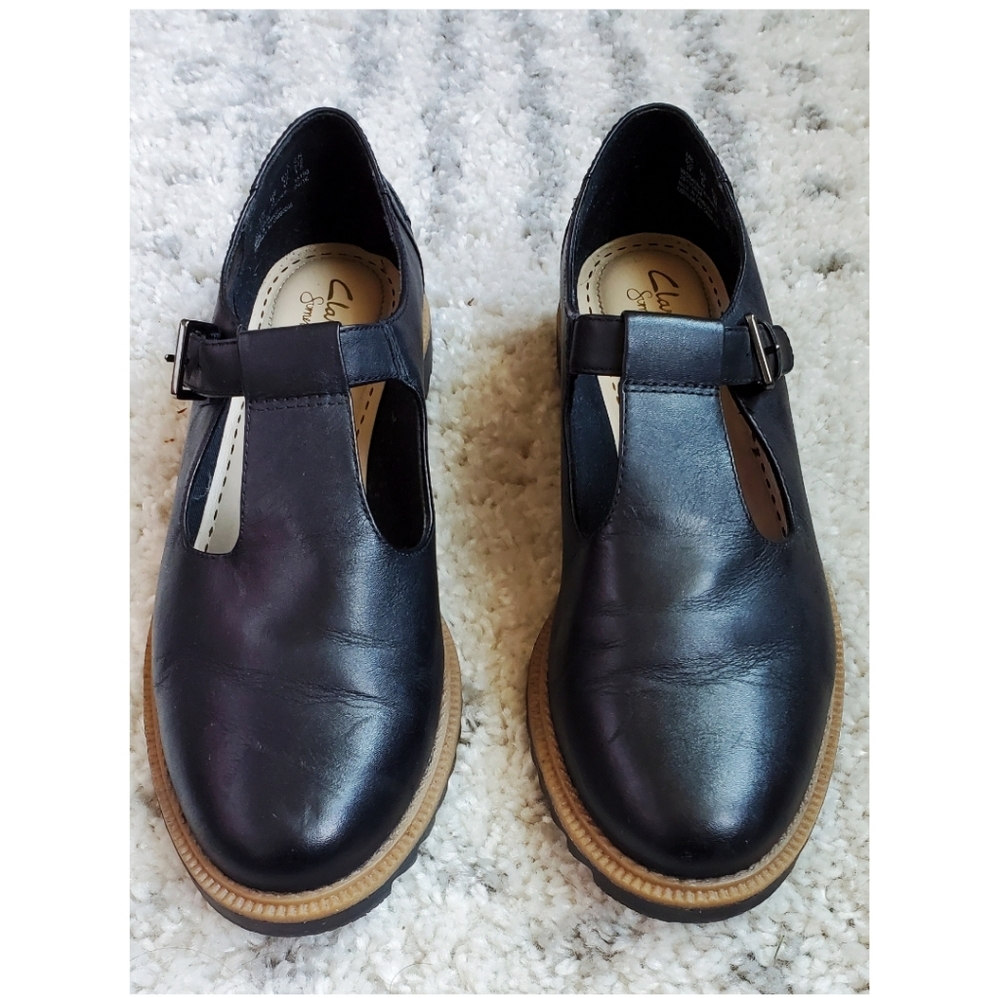 Clarks Mia Leather Mary Janes